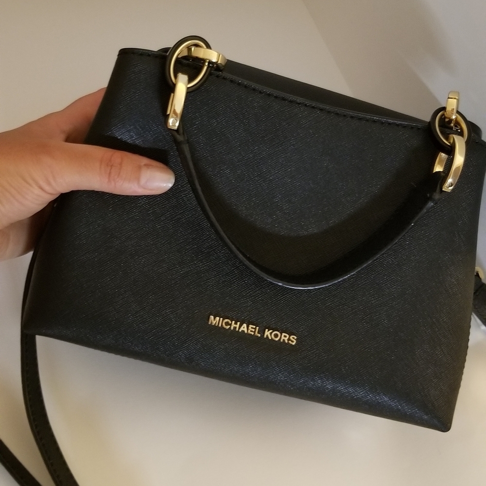Michael kors small purse